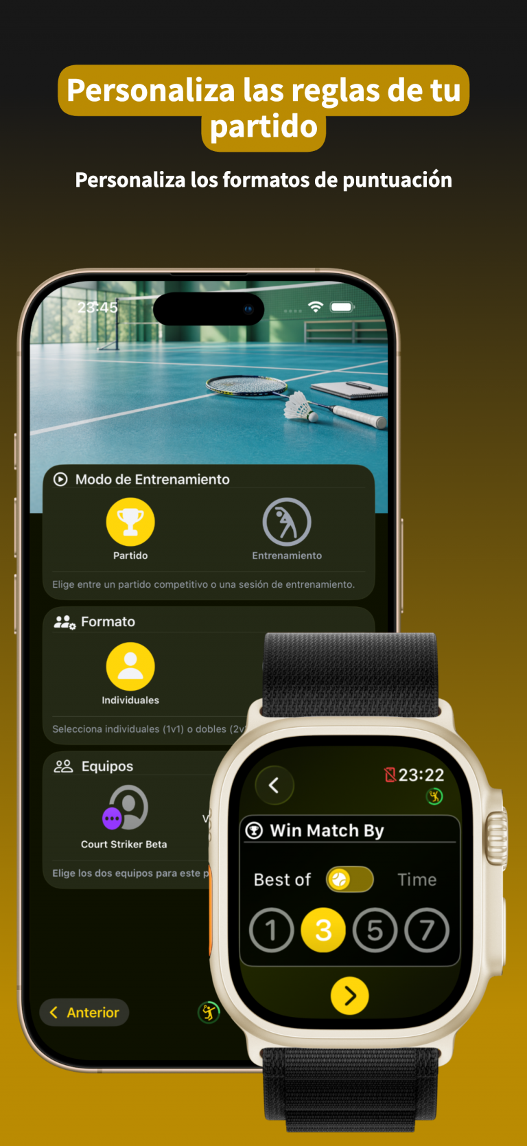 RacqTics Marcador de Padel 3 Captura de pantalla de la aplicación que muestra la configuración del partido para el modo de entrenamiento, formato, equipos y sets en un iPhone y un Apple Watch. Texto superpuesto: "Personaliza las reglas de tu partido Personaliza los formatos de puntuación".