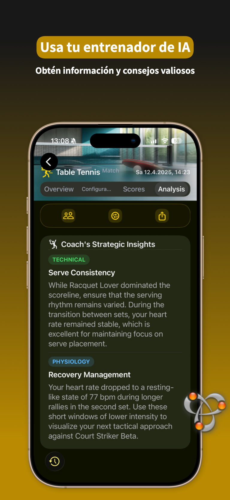 RacqTics Marcador de Padel 5 Captura de pantalla de la aplicación que muestra una pantalla de Entrenador de IA con información estratégica sobre la consistencia del saque y el manejo de la recuperación. Texto superpuesto: "Usa tu entrenador de IA Obtén información y consejos valiosos".